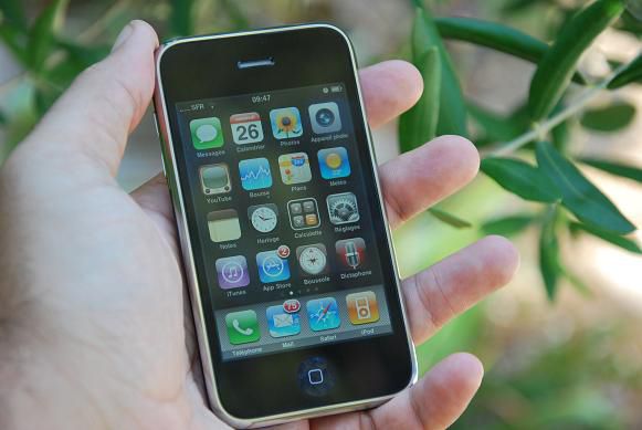 Steve Jobs a toujours rêvé d'un iPhone sans carte SIM