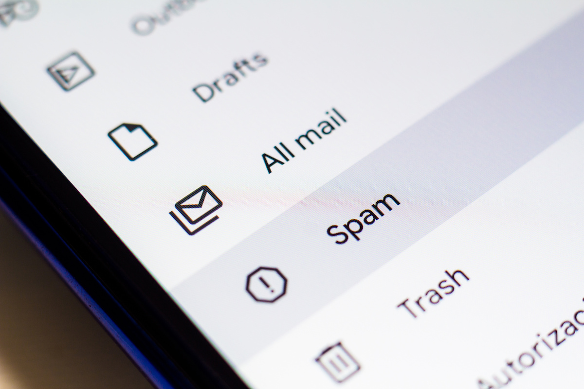 E-mails : comment éviter de se noyer dans les spams ?