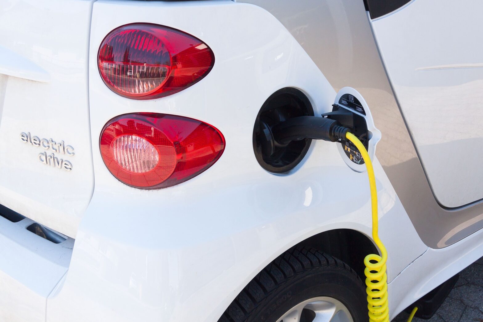 3 applications gratuites pour trouver une borne de recharge pour votre véhicule électrique