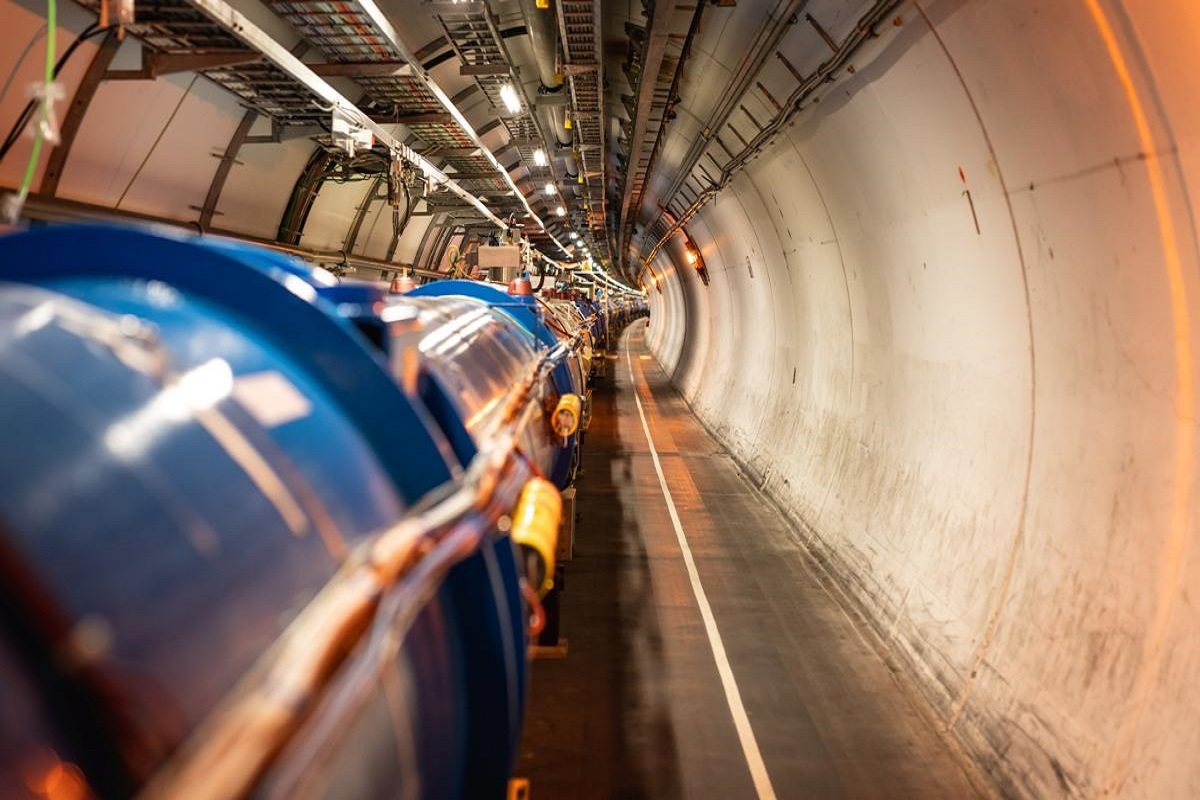 Le CERN fait tourner son grand collisionneur à des niveaux d'énergie record