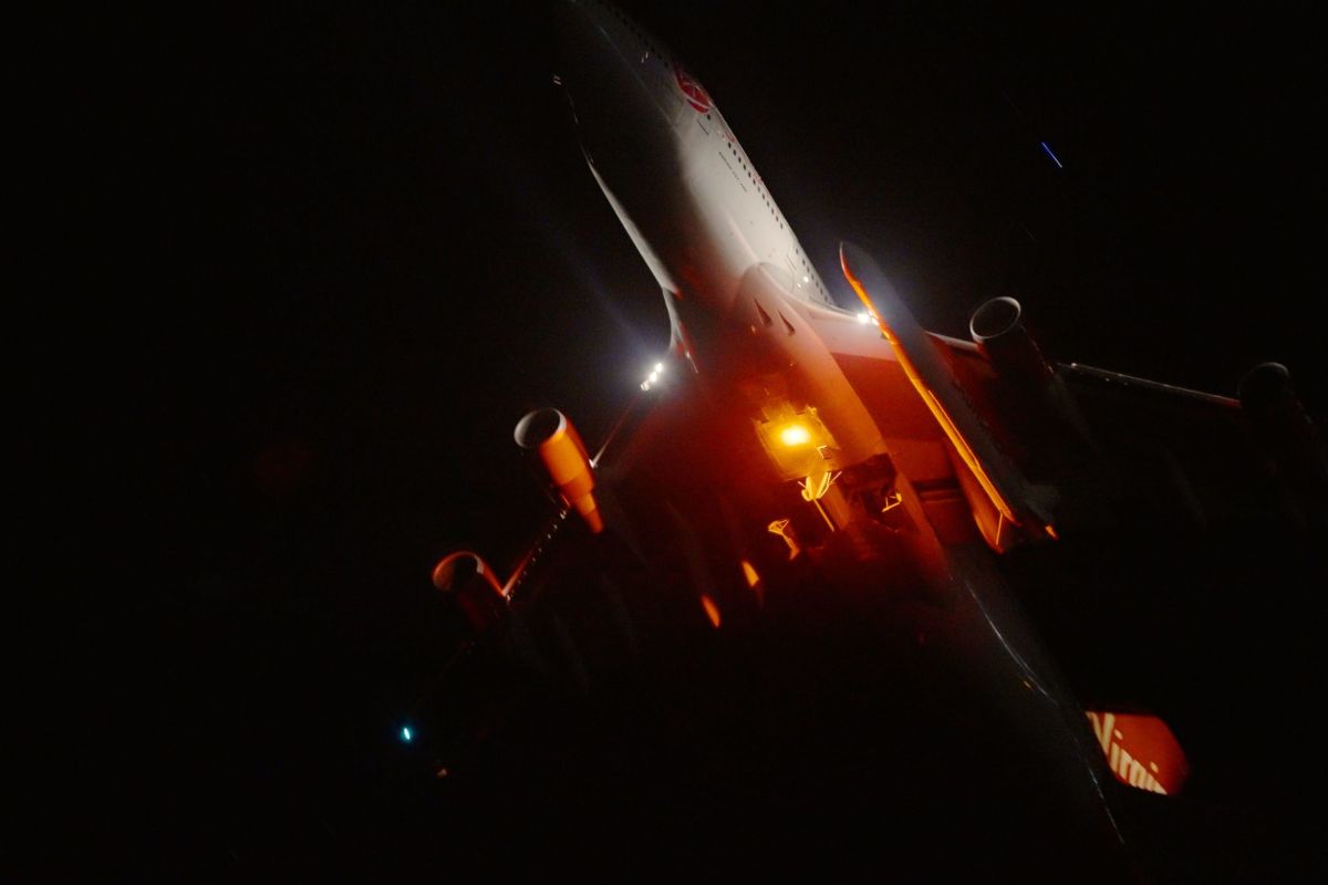 Virgin Orbit lance sept satellites de nuit avec sa fusée aéroportée