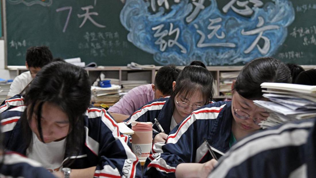 La Chine surveille les enfants avec des stylos connectés