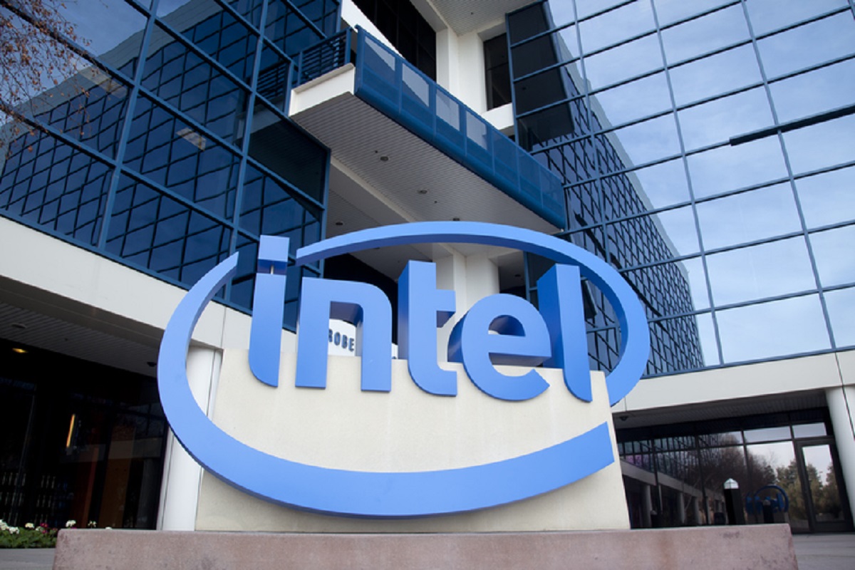 Intel et Samsung présentent leur nouveau PC coulissant en grande pompe