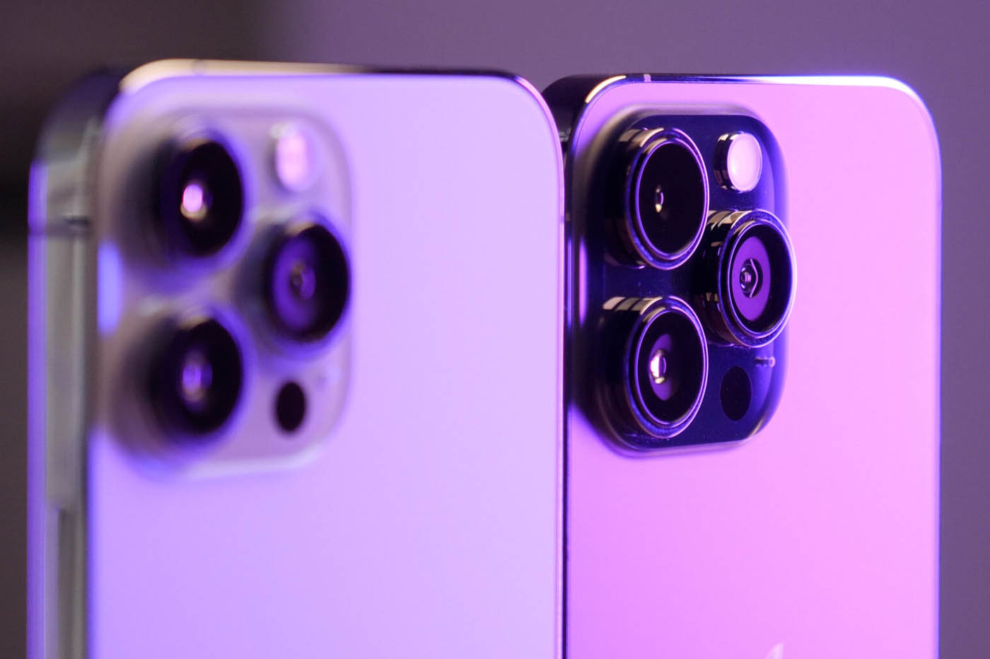 Les trois modules caméra de l'iPhone 14 pro