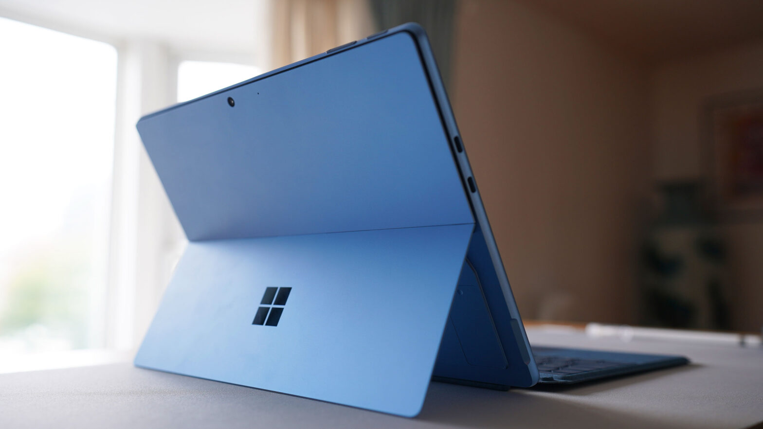 Microsoft Surface Pro 9 : impressionnante mais vaut-elle vraiment le prix d
