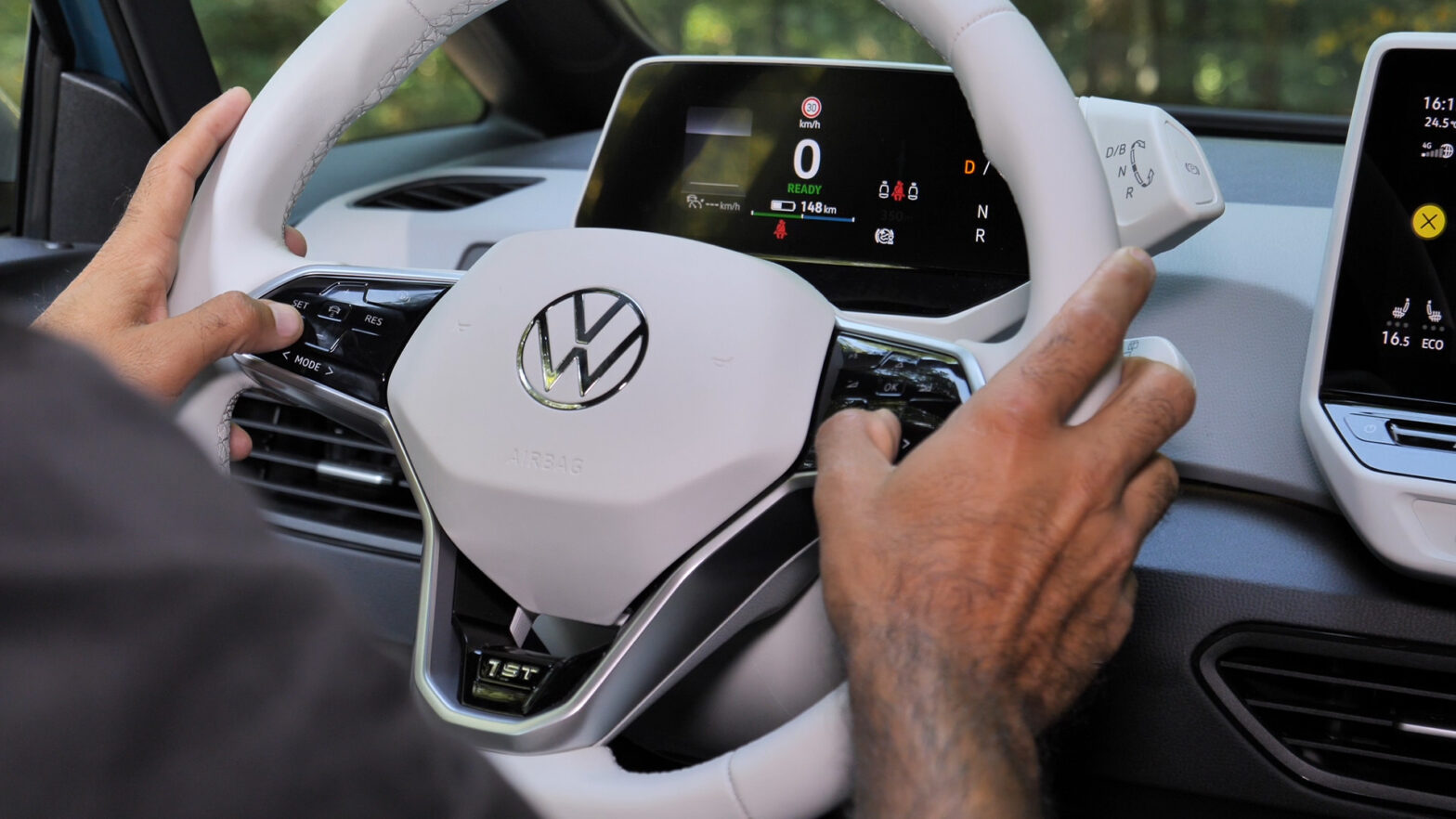 Volkswagen promet des voitures électriques moins chères... et une ID.3 au format SUV