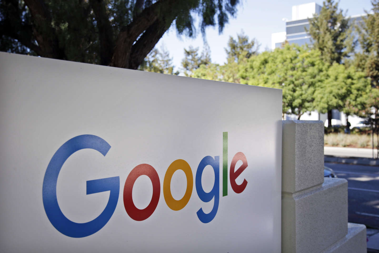 le ministère de la justice poursuit Google pour abus de position dominante