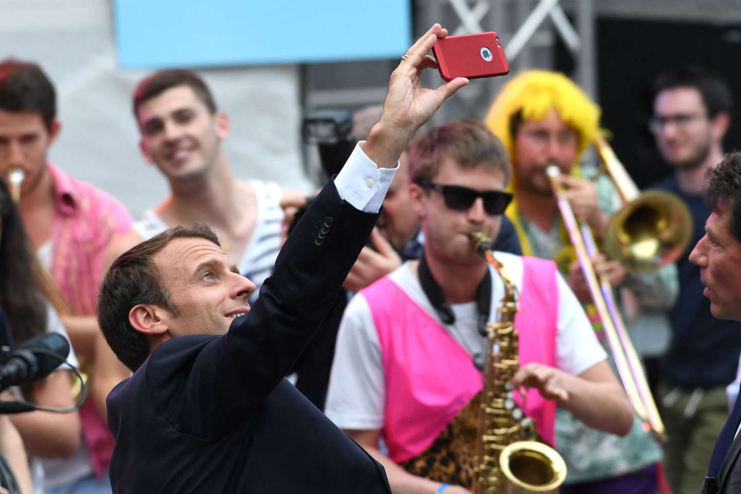 Emmanuel Macron ou comment être jupitérien sur TikTok