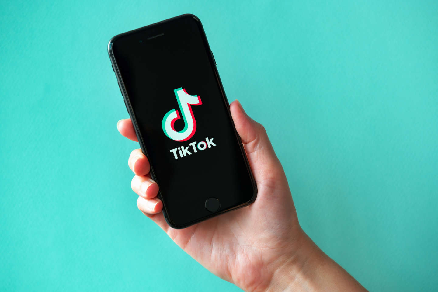 Soft power, espionnage, données personnelles… que reproche-t-on à TikTok ?