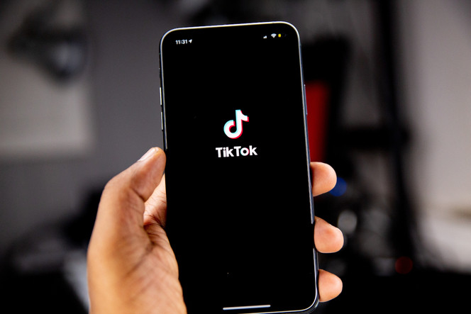 TikTok veut faire réfléchir ses jeunes utilisateurs sur le temps d'écran