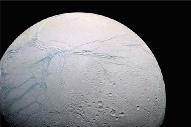 Avec ce nouvel élément découvert, Encelade pourrait être un foyer de vie extraterrestre