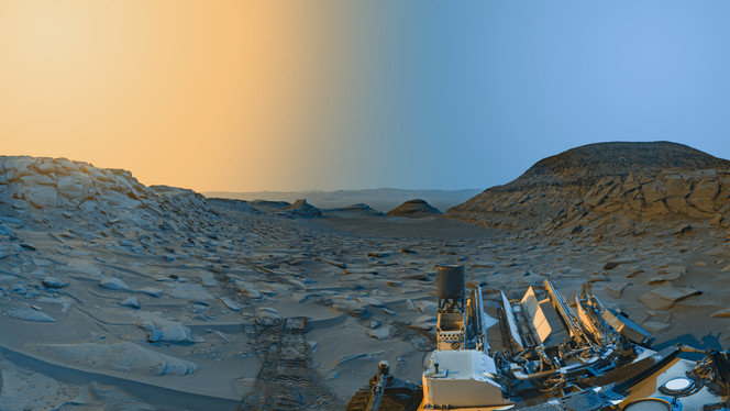La trop belle carte postale martienne de Curiosity