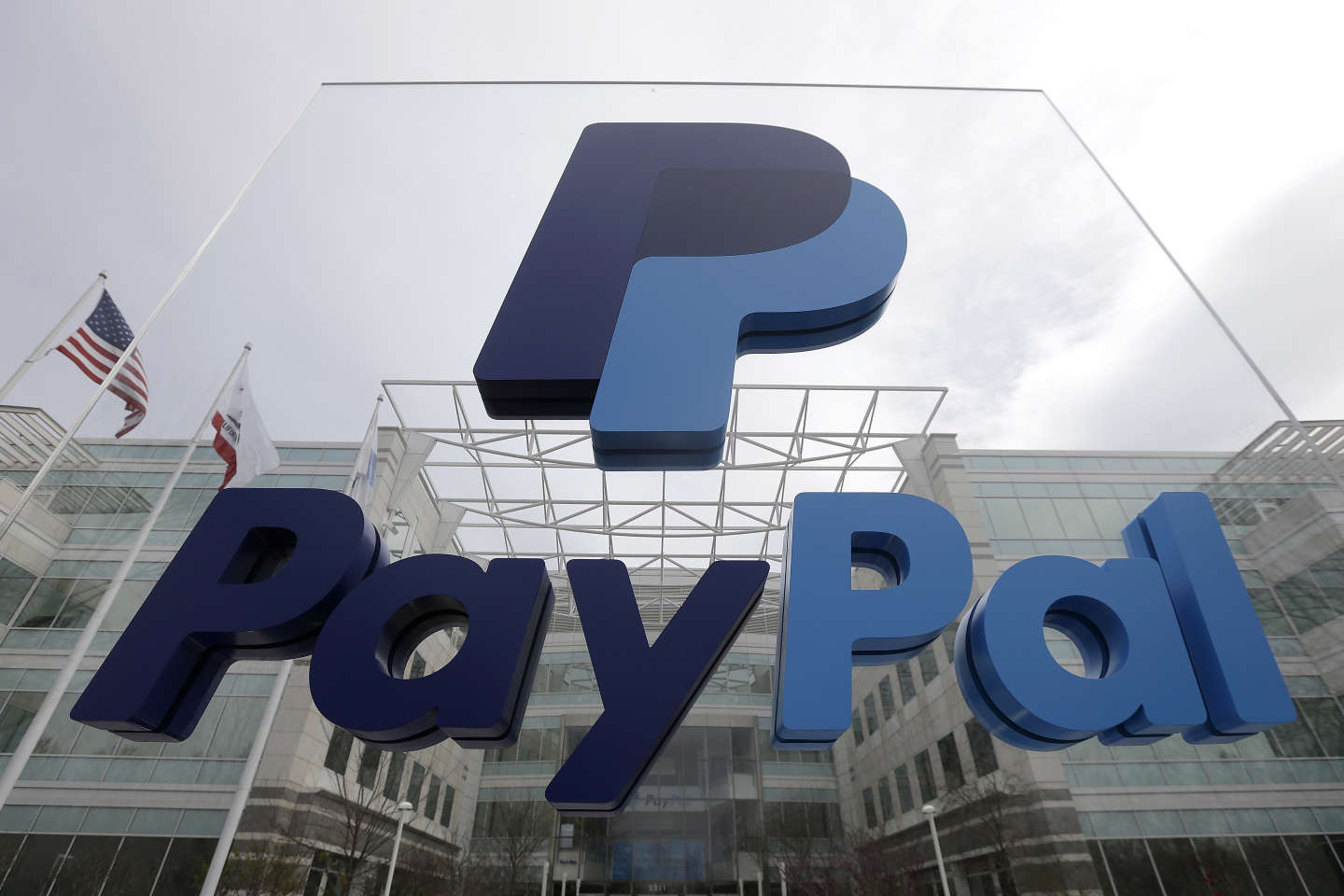 PayPal lance sa cryptomonnaie stable, indexée sur le dollar