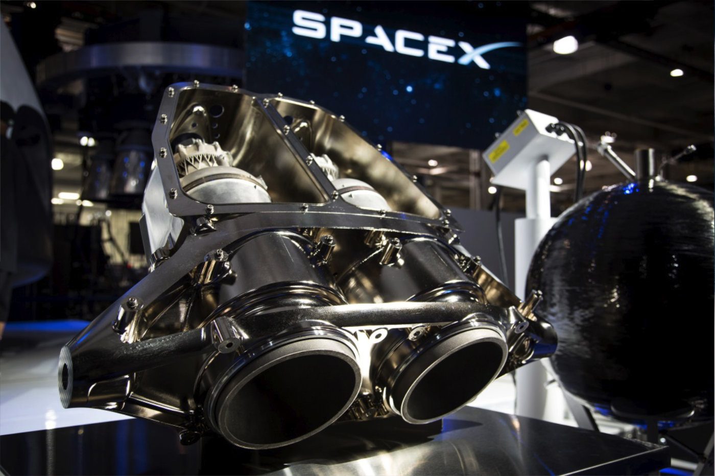 Spacex Crew Dragon Capsule Probleme Valve