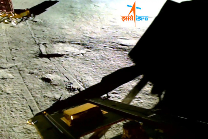 le rover indien Pragyan en mode Sleep sur la Lune
