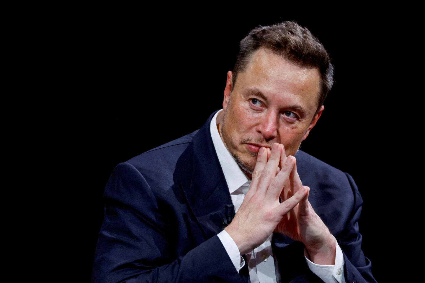 Elon Musk rappelé à l’ordre par la Commission européenne pour le traitement du conflit sur la plate-forme X (ex-Twitter)