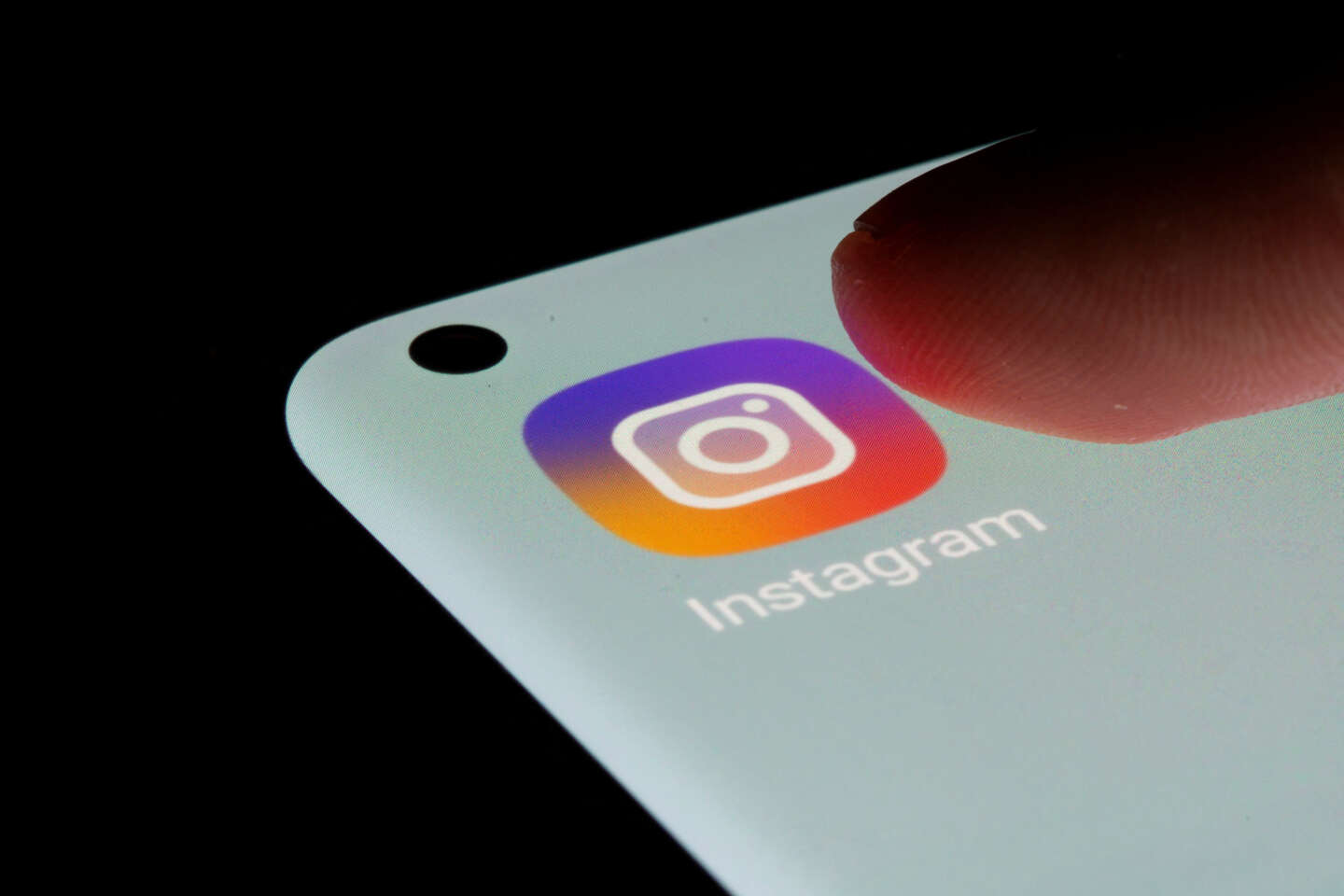 Meta accusé de « réticence historique » à protéger les enfants sur Instagram