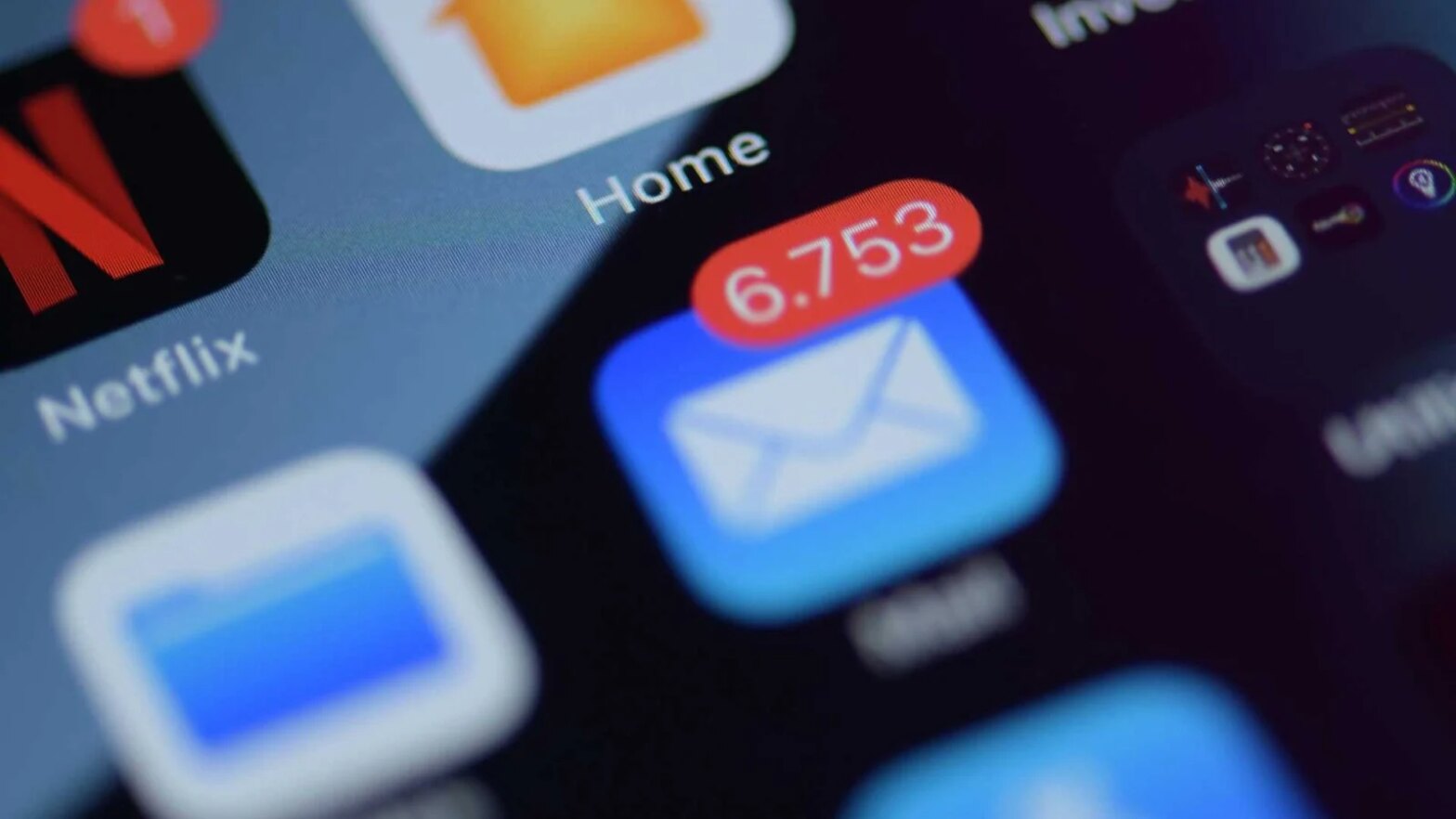 Ces emails sur les « pixels de suivi » qui envahissent votre boîte mail : voici ce qu’ils veulent vraiment dire