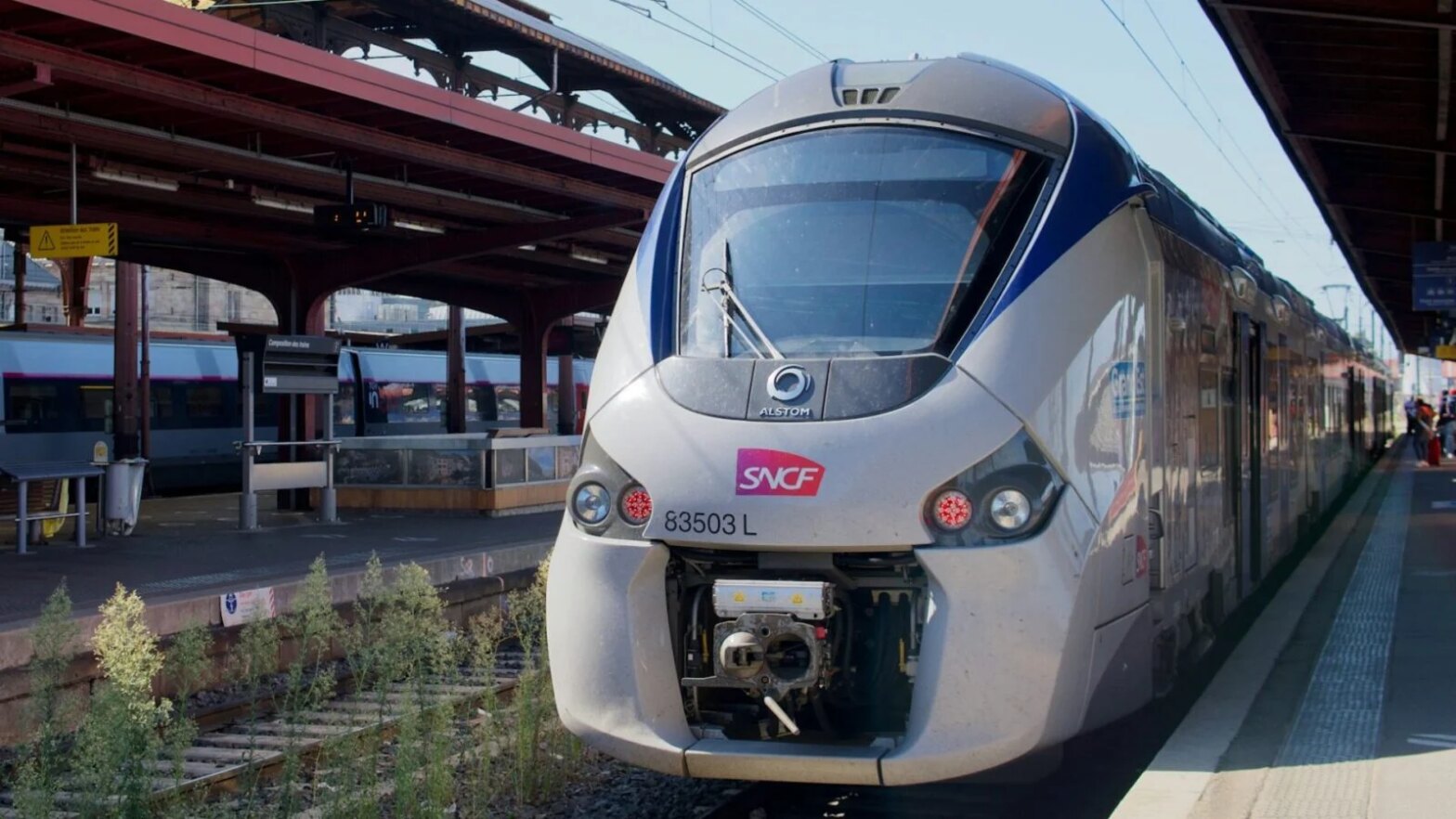 Ce site promet de suivre les trains en temps réel, mais il y a un problème