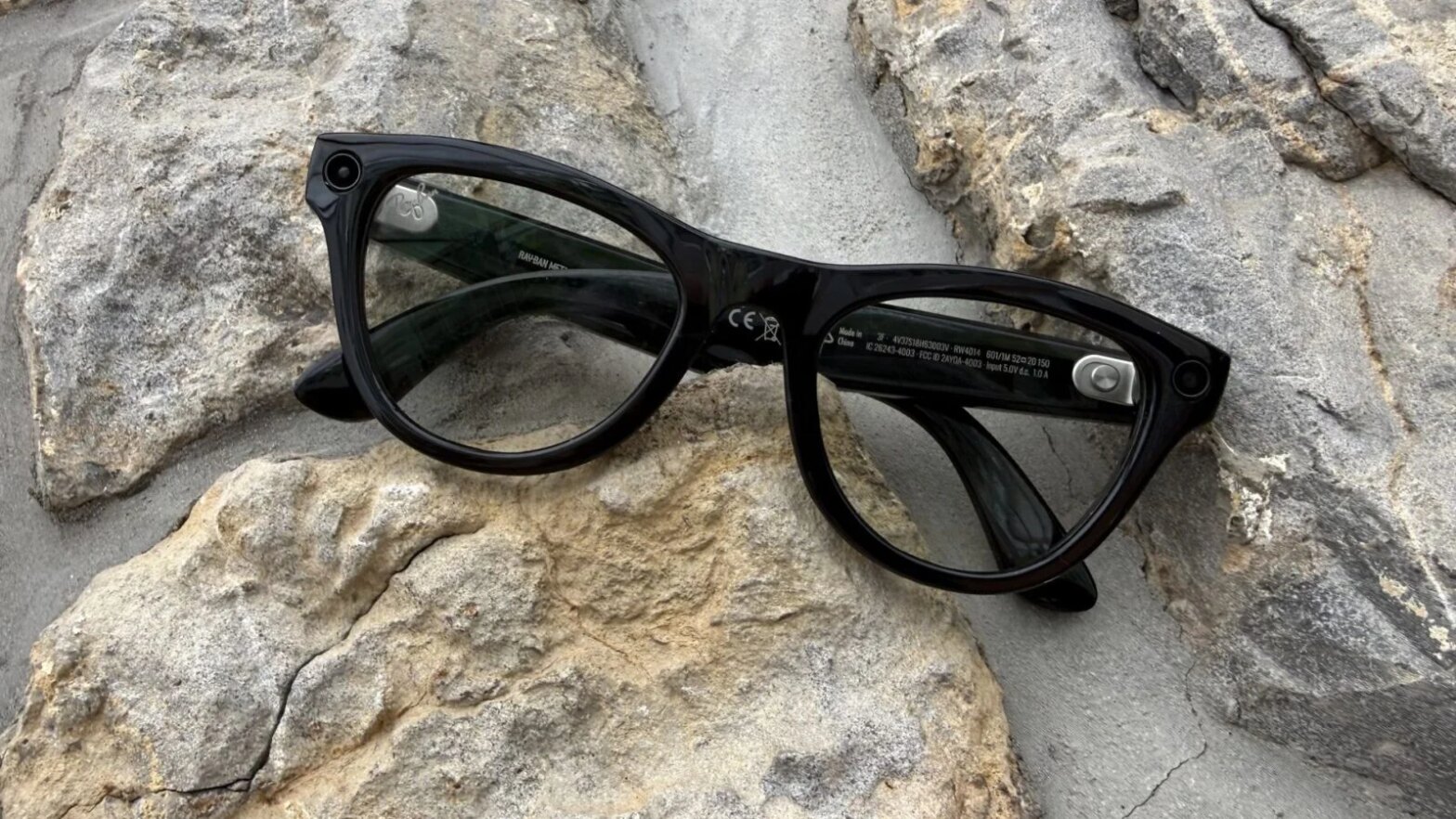Les ventes de lunettes connectées explosent dans le monde, Meta domine le marché